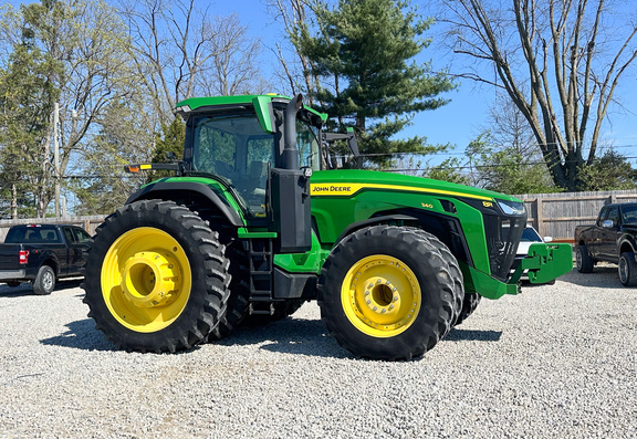 2020 John-Deere 8R 340