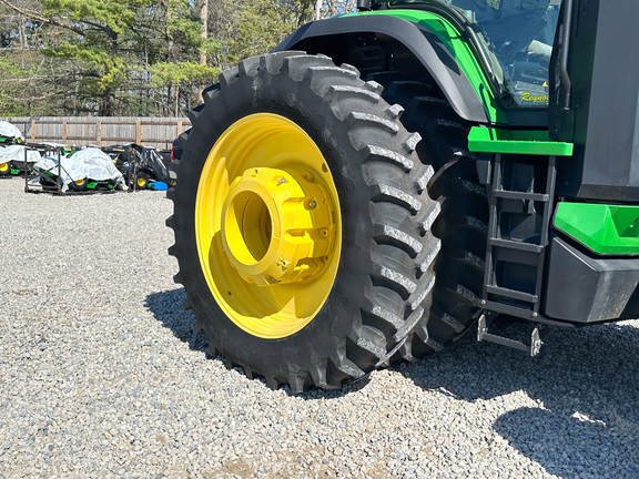 2020 John-Deere 8R 340