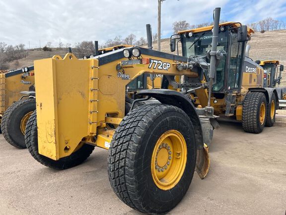 Photo of a 2018 John Deere 772G