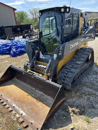  John-Deere 325G