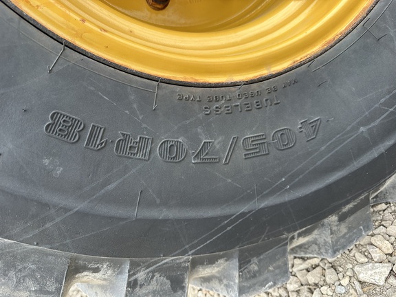 2019 John Deere 204L - Photo23