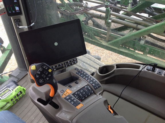 Photo of 2025 John Deere 410R