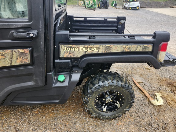 2020 John Deere XUV865R Diesel Premium Cab