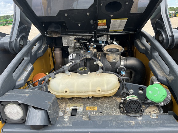 2021 John Deere 324G - Photo21