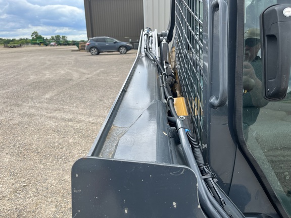 2021 John Deere 324G - Photo22