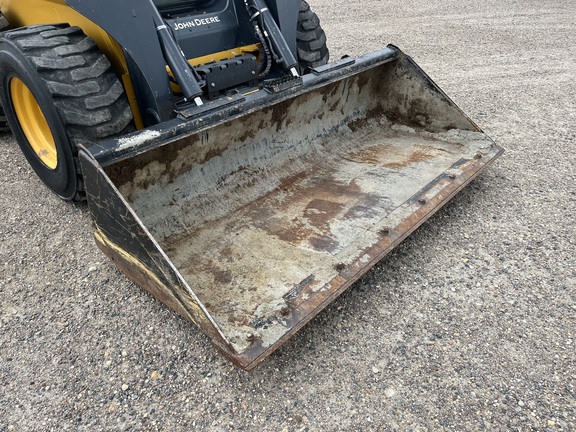 2021 John Deere 324G - Photo26