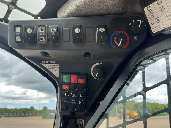 2021 John Deere 324G - Photo33