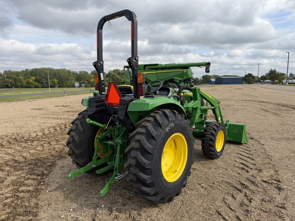 2026 John Deere 4066M - Photo3
