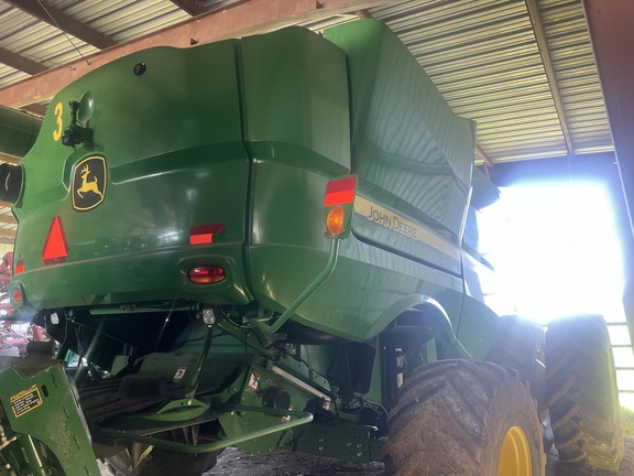 Photo of 2023 John Deere S780