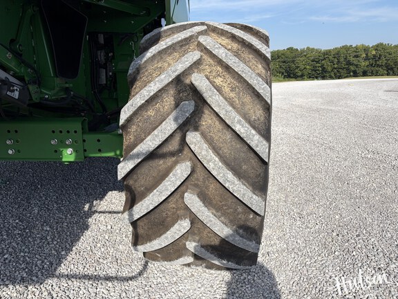 Photo of 2023 John Deere S780