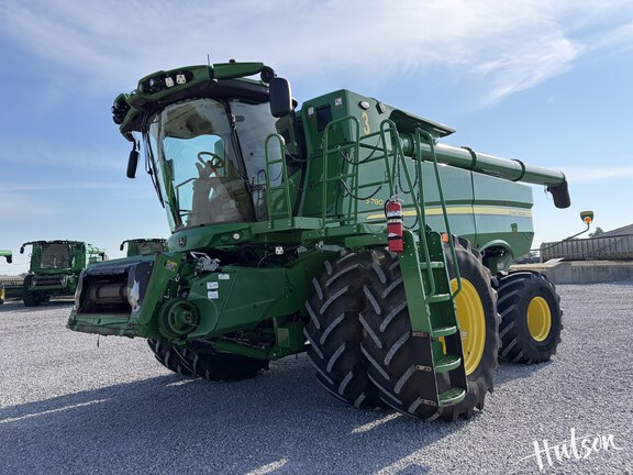 Photo of 2023 John Deere S780
