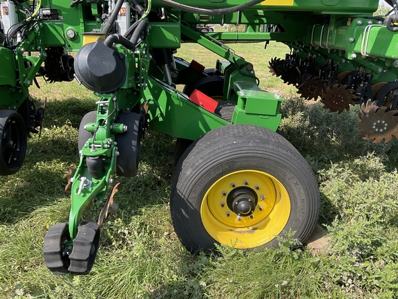 2024 John Deere DB90 - Photo13