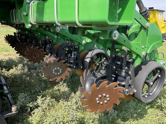 2024 John Deere DB90 - Photo10