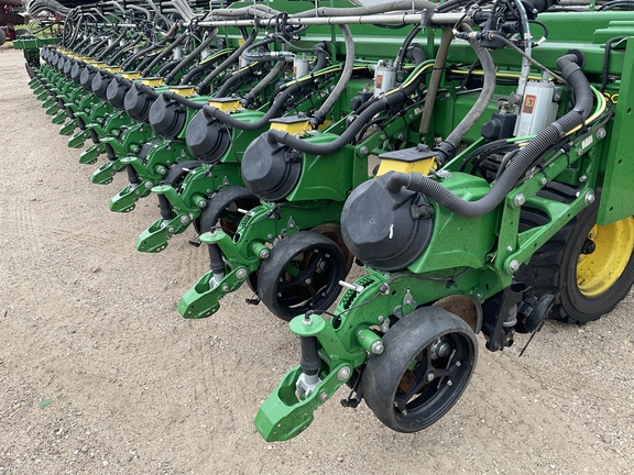 2024 John Deere DB90 - Photo11