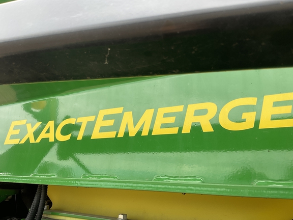 2024 John Deere DB90 - Photo10