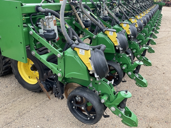 2024 John Deere DB90 - Photo12
