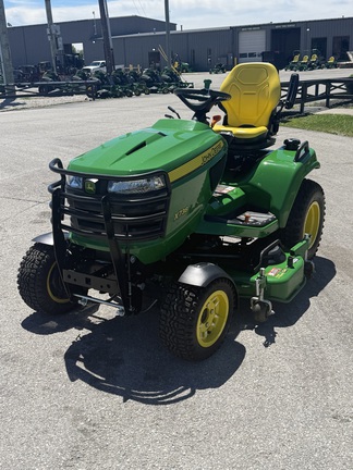 2024 John-Deere X738