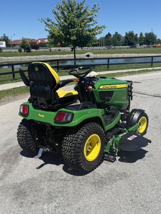 2024 John-Deere X738