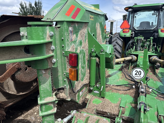 Used 2025 John Deere FC15R Rotary Cutters: Medium Duty at Horizon Ag & Turf in Vermilion, AB - Photo3