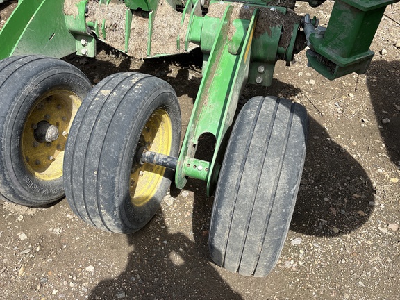 Used 2025 John Deere FC15R Rotary Cutters: Medium Duty at Horizon Ag & Turf in Vermilion, AB - Photo4