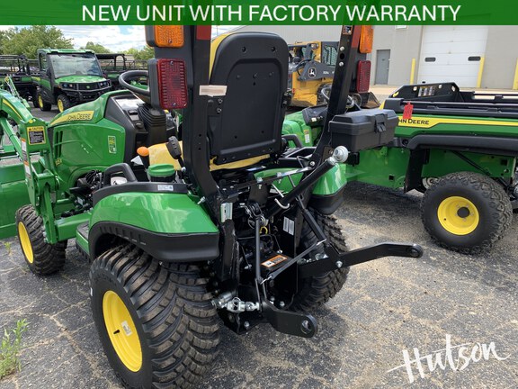 Photo of 2026 John Deere 1025R