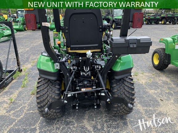 Photo of 2026 John Deere 1025R