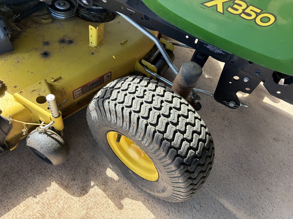 2022 John Deere X350 (3rd thumbnail)