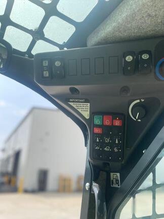 2023 John Deere 324G