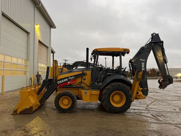 Photo of 2023 John Deere 410P
