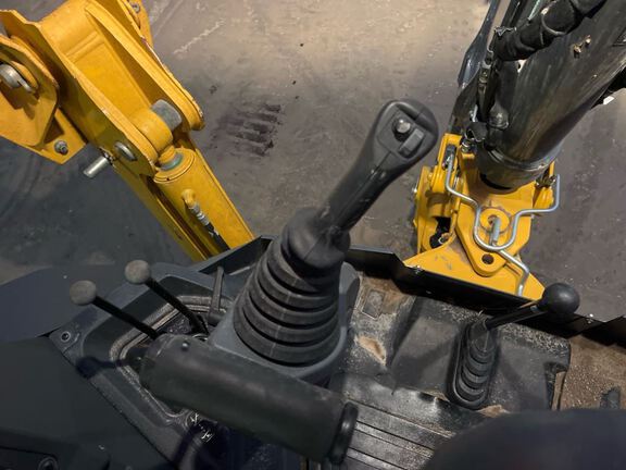 2023 John Deere 410P