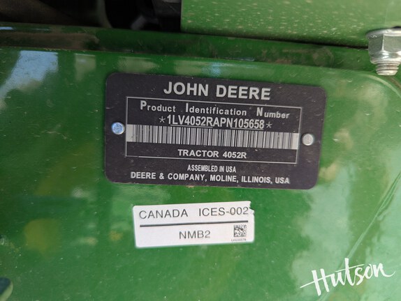 Photo of 2022 John Deere 4052R
