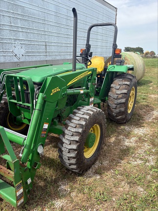 2008 John-Deere 5203