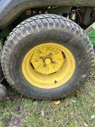 Used 2012 John Deere Z930M Zero Turn Mowers at Koenig Equipment in Urbana, OH - Photo9