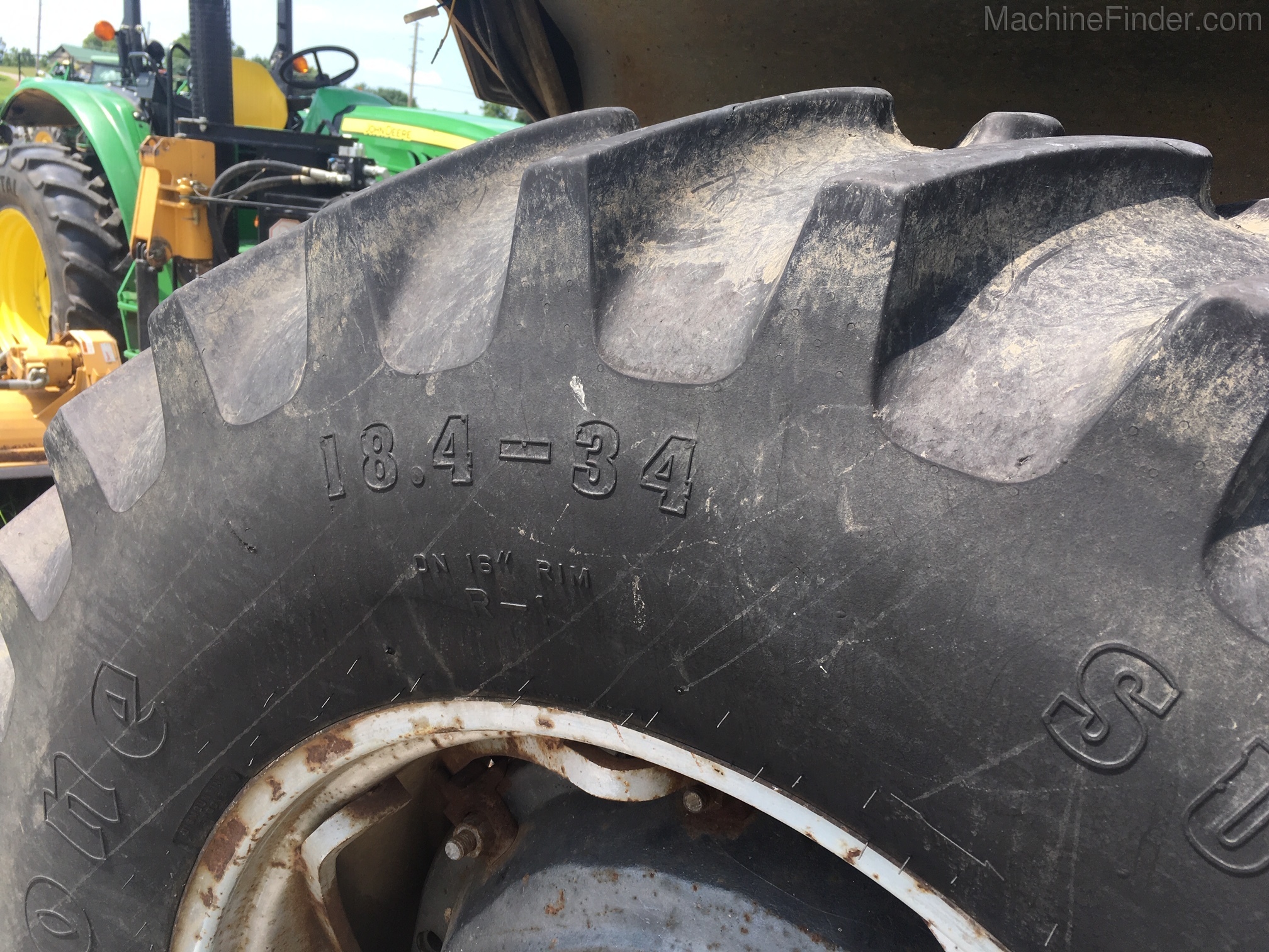 1977 White 2-105 Image 8