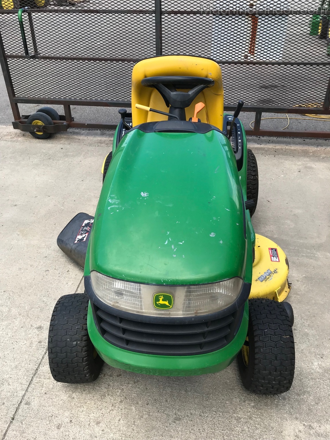 2007 John Deere LA100 Image 2