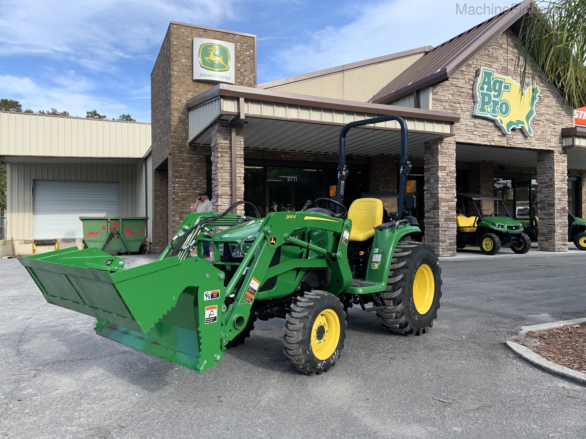 2020 John Deere 3025E Image 1