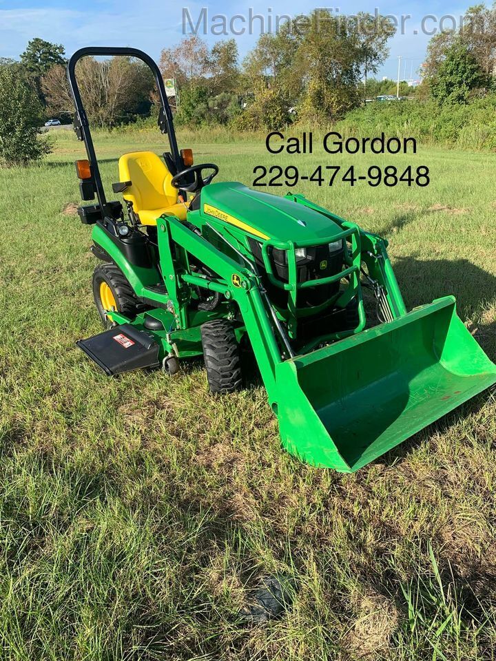 2015 John Deere 1025R Image 1