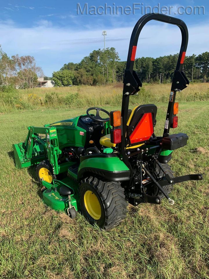 2015 John Deere 1025R Image 9