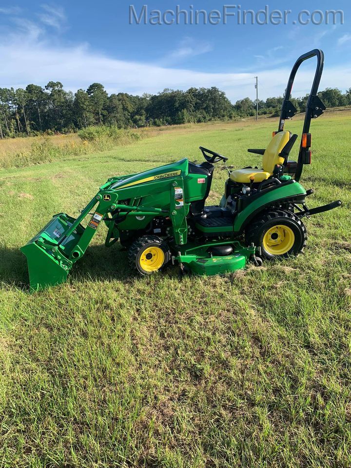2015 John Deere 1025R Image 13