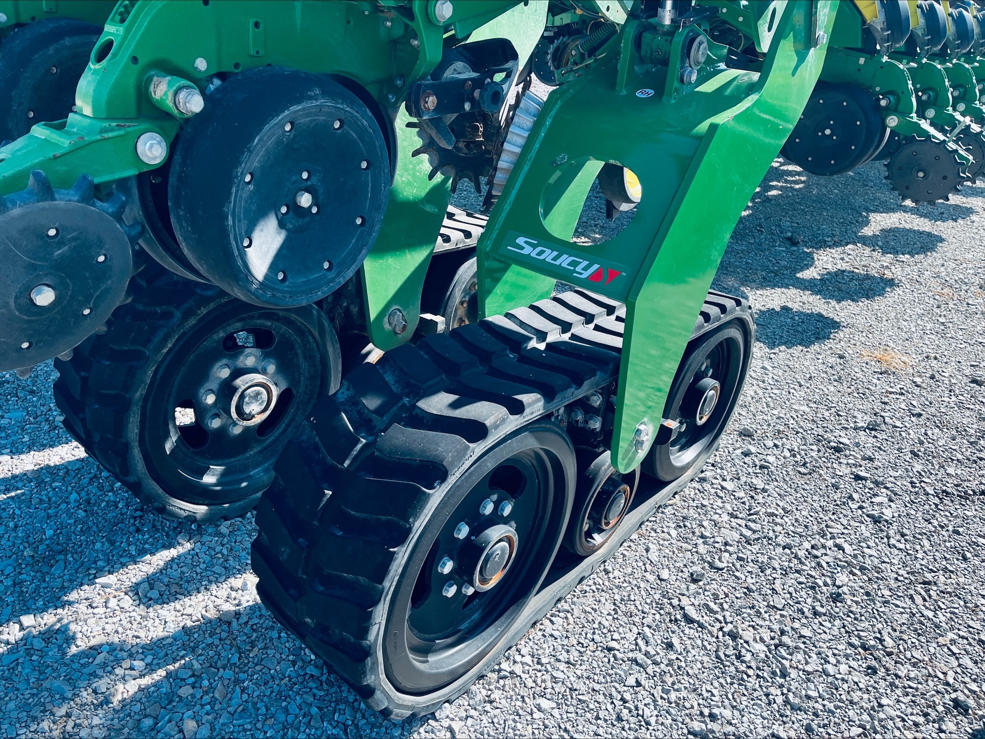 2017 John Deere 1775NT Image 8