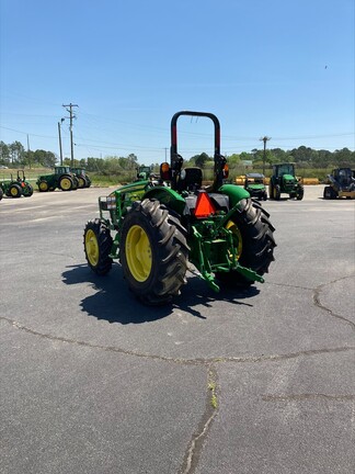 2023 John Deere 5075E-5