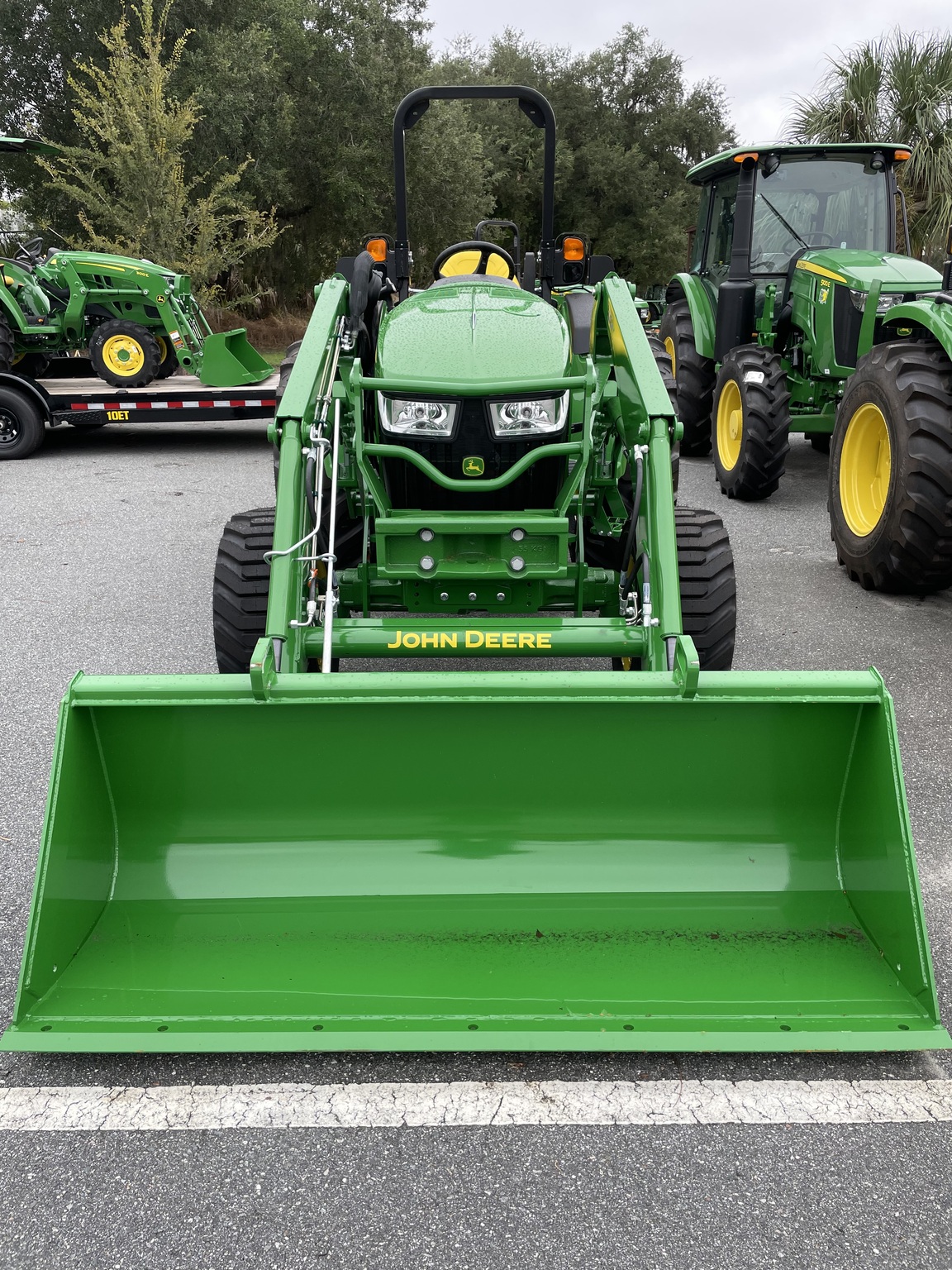 2023 John Deere 4066M HD Image 2