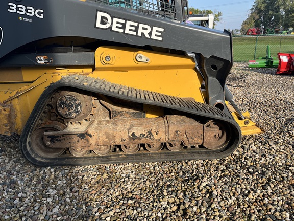 2018 John Deere 333G - Photo15