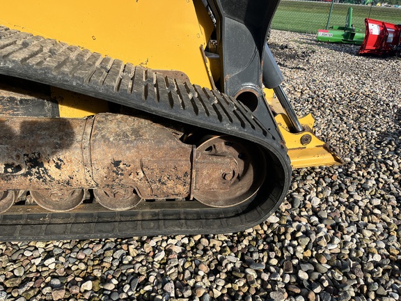 2018 John Deere 333G - Photo16