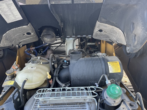 2018 John Deere 333G - Photo23