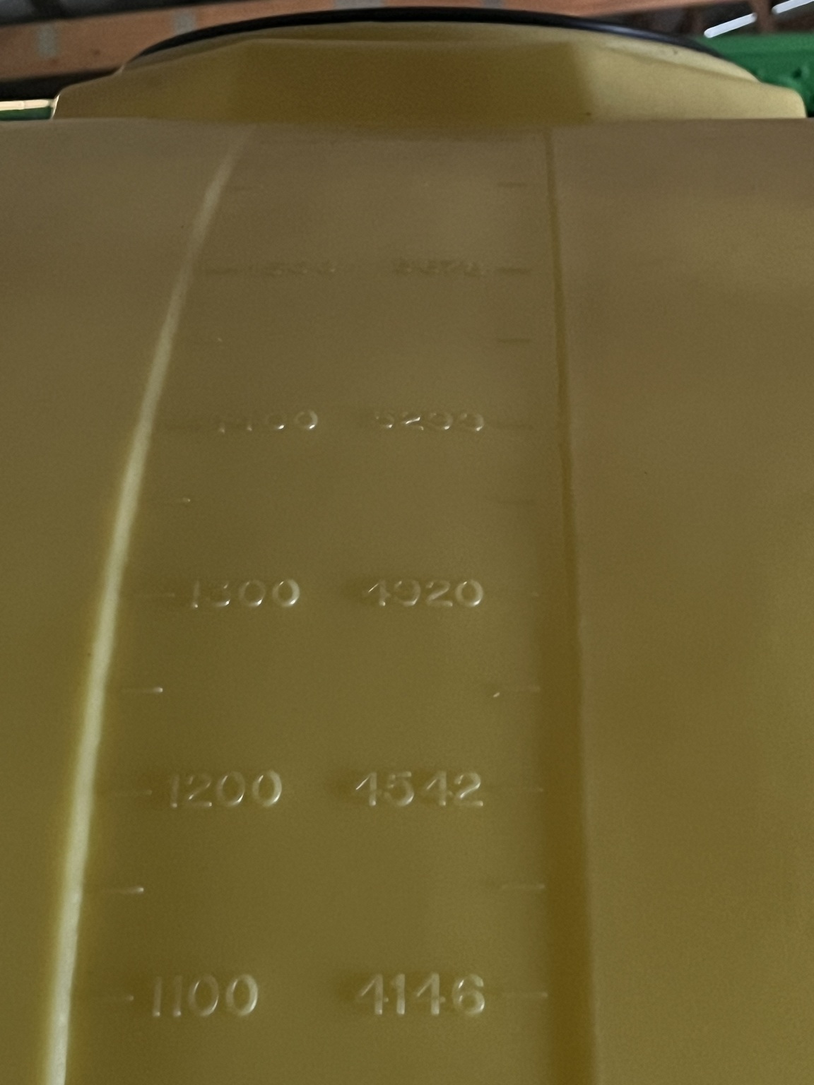 2007 Fast 8100 Image 5