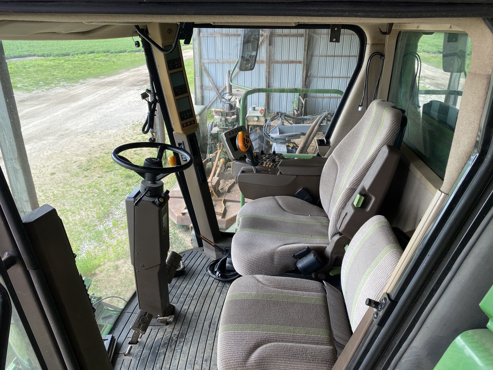 2008 John Deere 9770 STS Image 4