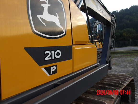 2024 John Deere 210 P