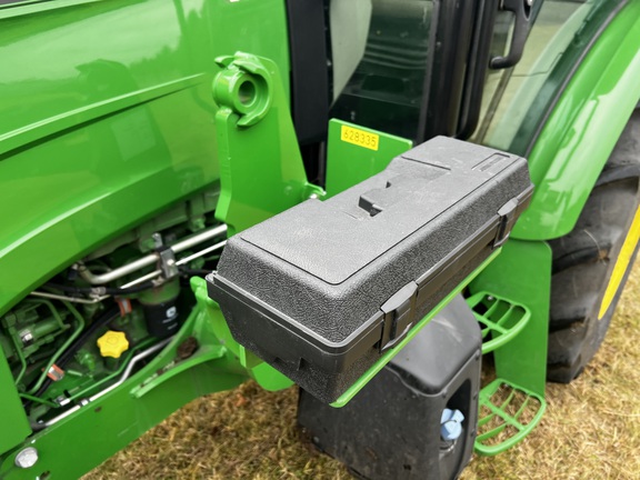 2023 John Deere 5090E - Photo15