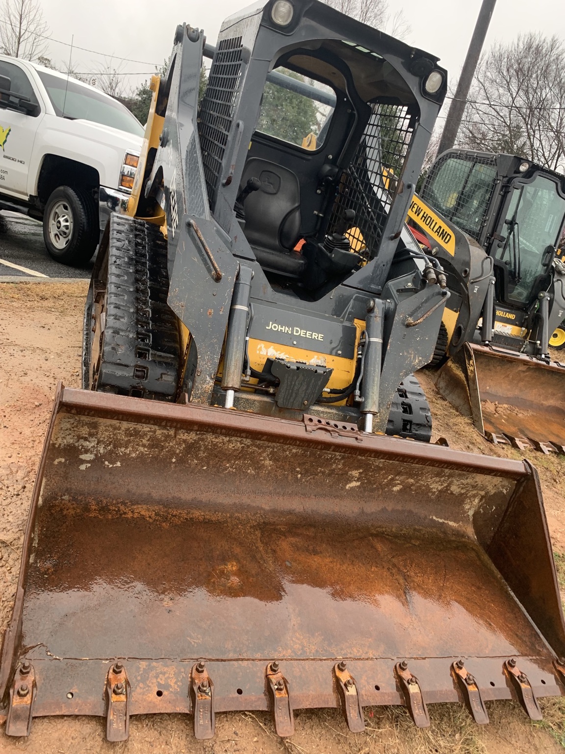 2017 John Deere 317G Image 1